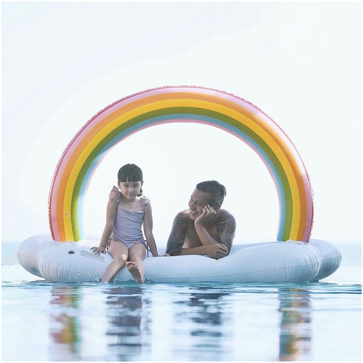 Gading dan Gempi terlihat sering menghabiskan waktu liburan bareng&period; Yuk kita intip momen manis mereka&excl;