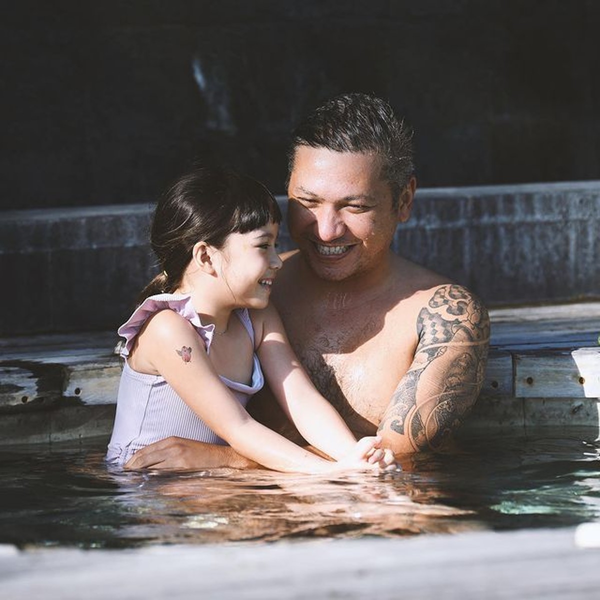 Gading dan Gempi terlihat sering menghabiskan waktu liburan bareng&period; Yuk kita intip momen manis mereka&excl;