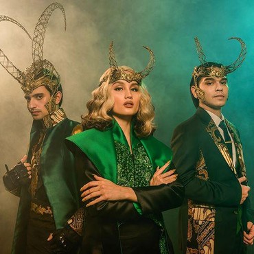 Pemotretan Cinta Laura, Rangga Azof & Omar Daniel Jadi Superhero