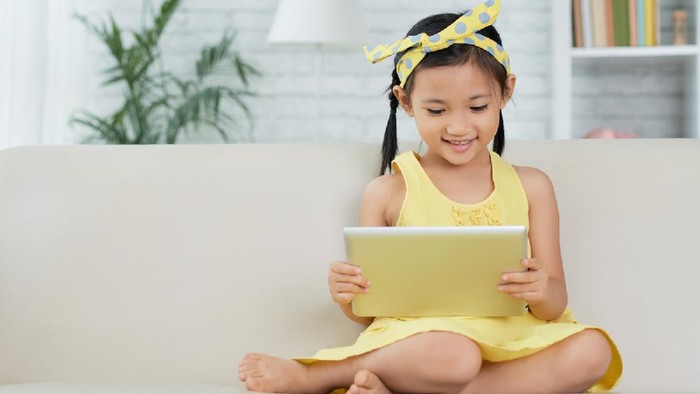 Hati-hati, Pengaruh Gadget pada Anak Bisa Sebabkan Gangguan Kesehatan