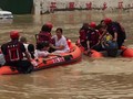 VIDEO: 3 Hari Terjebak Banjir, Warga Henan China Dievakuasi
