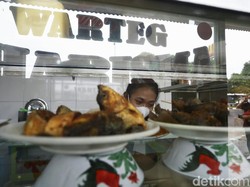 Aturan Lengkap Jam Buka PKL-Warteg di PPKM Level 4