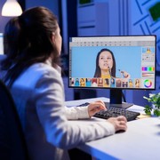 Nggak Punya Skill Desain Grafis? 3 Website Ini Jadi Jalan Keluarnya