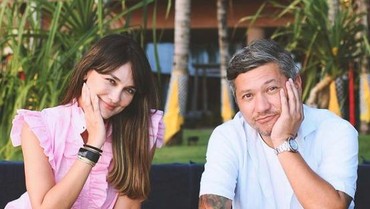 img-title Luna Maya Tegas Membantah Kabar Pernikahannya dengan Gading Marten