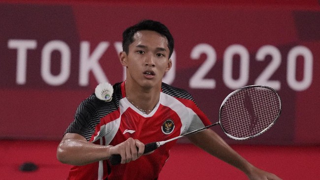 Indonesia menyisakan tiga wakil yang akan tampil di babak semifinal Indonesia Open 2021 pada Sabtu (27/11) siang waktu Indonesia.