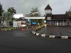 12 WNA Dideportasi gegara Kebablasan Liburan di Puncak Cianjur
