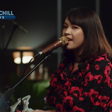 Karaoke Bareng Vira Talisa & Honne di Mola Chill Fridays