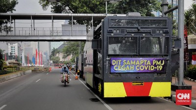 img-title Rangkuman Covid: Sidak Apotek hingga Nihil Demo Jokowi