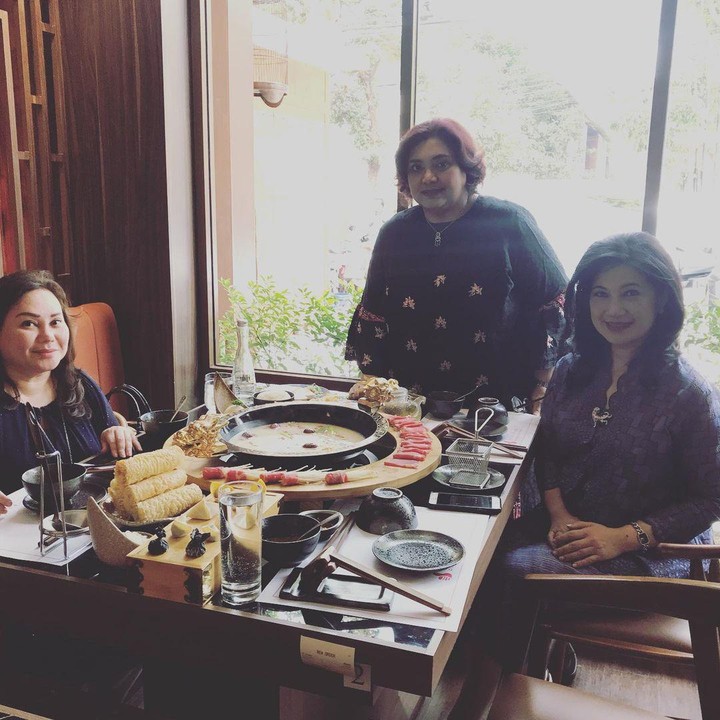 <p>Dahulu, Tri Hanurita pernah menjabat sebagai anggota DPR RI, Bunda. Ia menjadi perwakilan dari Lampung pada tahun 2009 hingga 2014 lalu. (Foto: Instagram @lalahamid)</p>