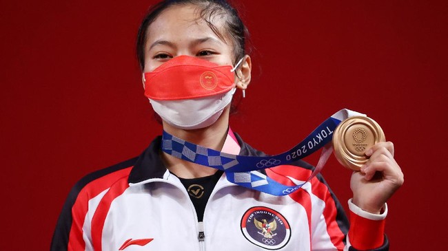 Windy Cantika Aisah berhasil meraih medali perunggu angkat besi Olimpiade Tokyo 2020. Berikut fakta menarik di balik keberhasilan tersebut.