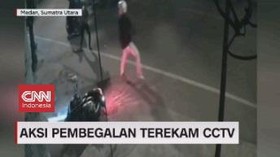 VIDEO: Aksi Pembegalan Terekam CCTV