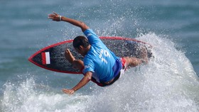 Rio Waida Lolos ke Babak Kedua Surfing Olimpiade Tokyo