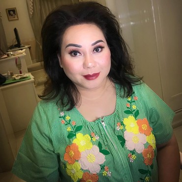 Cerai dari Irwan Mussry, 7 Foto Terbaru Tri Hanurita Putri konglomerat Makin Bahagia