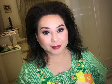 img-title Eks Istri Irwan Mussry Konglomerat Sejak Lahir, Ini 7 Potret Tri Hanurita Bahagia Usai Cerai
