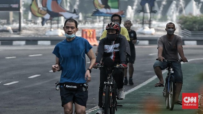 Epidemiolog menilai herd immunity atau kekebalan komunal terhadap Covid-19 sudah terjadi di DKI Jakarta lantaran separuh warga DKI sudah terinfeksi Covid-19.