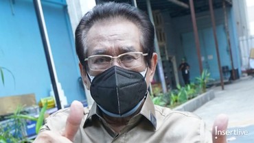 img-title Ditinggal Istri & Anak Sekaligus Karena Covid-19, Anwar Fuady Tetap Tegar