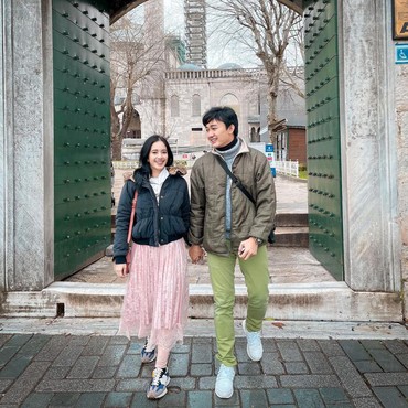 Mengejutkan, Eks Istri Bobby Tince Disebut Pacari Pria Beristri