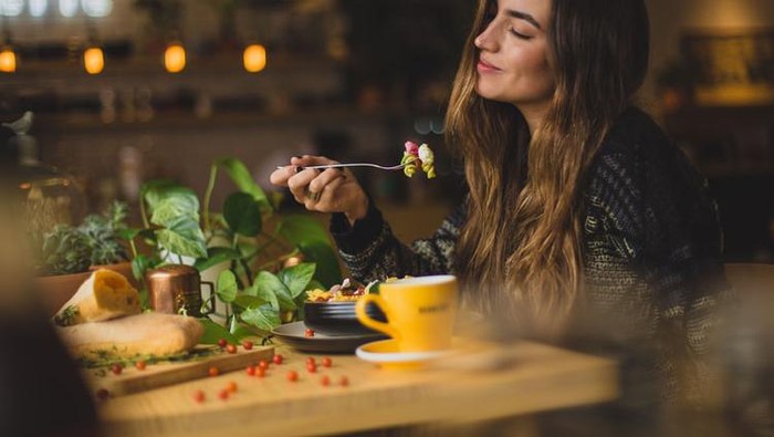 4 Trik Makanan untuk Meningkatkan Nafsu Makan Saat Anosmia