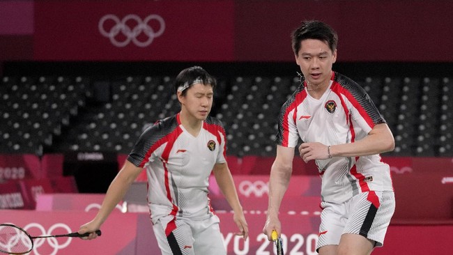 Herry IP menyebut kondisi Kevin Sanjaya Sukamuljo belum 100 persen dan mengakui rombak pasangan sebagai salah satu opsi di Thomas Cup.