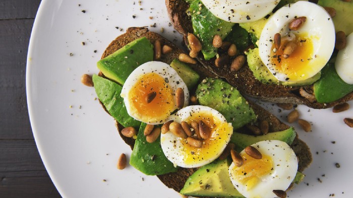 Mulai Susah Fokus Selama WFH? 5 Makanan Ini Bisa Bantu Tingkatkan Konsentrasi