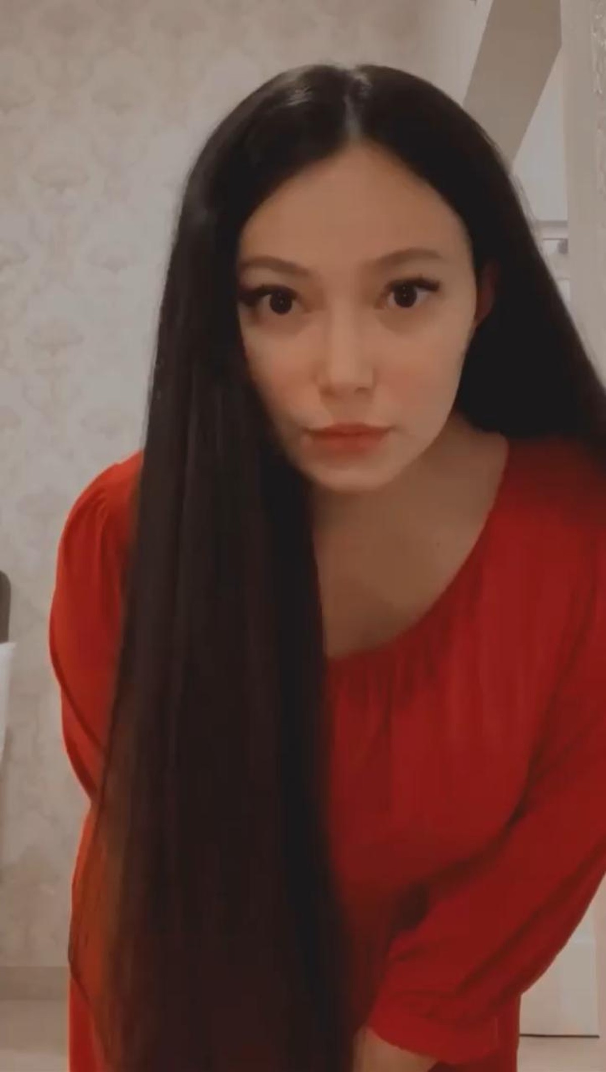 Asmirandah mengalami kenaikan berat badan paska hamil dan melahirkan namun ia berhasil menurunkan berat sebanyak 15kg&period; Yuk intip&excl;