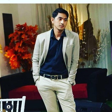 Beli Rumah Mewah, Hasil Kerja Keras Arya Saloka