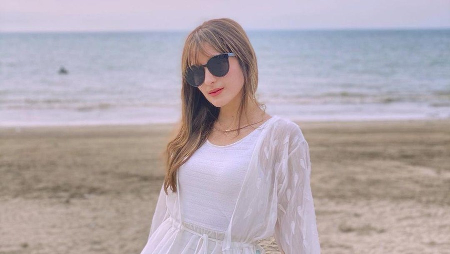 Shirin Safira Shirin Safira