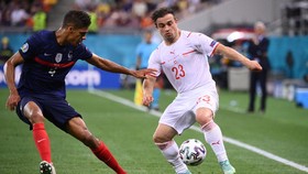 Varane Bisa Milik Manchester United dalam Hitungan Jam