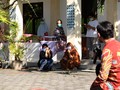 Gibran Kunjungi Isolasi Terpusat, Warga Minta Kipas Angin
