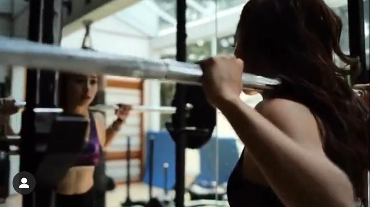 Disebut Body Goals&comma; Inilah Deretan Potret Nikita Willy Saat Berolahraga