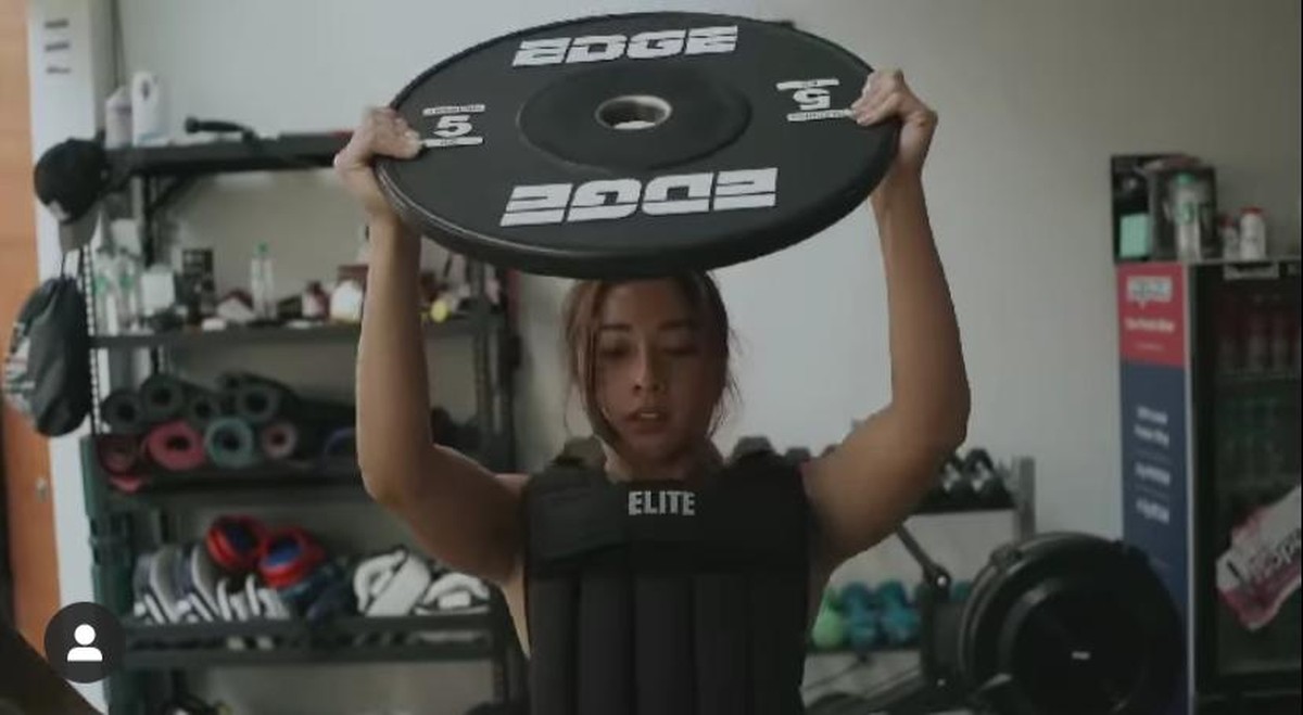 Disebut Body Goals&comma; Inilah Deretan Potret Nikita Willy Saat Berolahraga