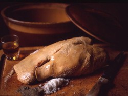 Sisca Kohl Dikritik karena Makan Foie Gras, Ini 5 Fakta Produksi Foie Gras