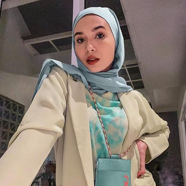 Cerita Mualafnya Bikin Tersinggung Orang Lain, Daniella Kharishma Minta Maaf
