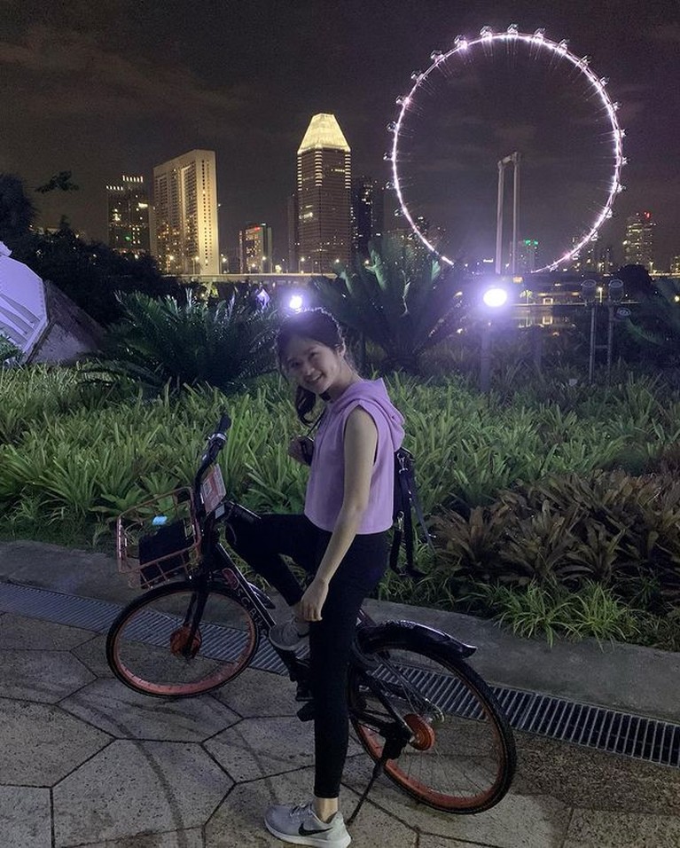 Gaya Baru Felicia Tissue Setelah Bangkit dari Kekecewaan Tuai Pujian Penampilan terbaru Felicia Tissue setelah drama hubungannya dengan Kaesang Pangarep yang kandas disorot. Yuk intip!