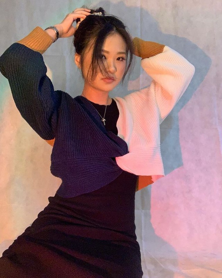 Gaya Baru Felicia Tissue Setelah Bangkit dari Kekecewaan Tuai Pujian Penampilan terbaru Felicia Tissue setelah drama hubungannya dengan Kaesang Pangarep yang kandas disorot. Yuk intip!
