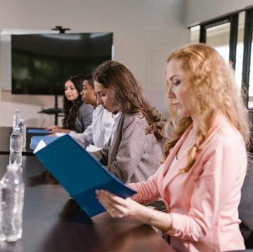 img-title Cara Menghadapi Teman Kerja yang Menyebalkan Tanpa Bikin Kesal