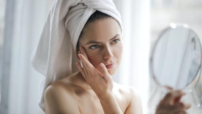 Sewajah Pakai Produk Skincare yang Lagi Viral di TikTok, Apa Saja Produknya?