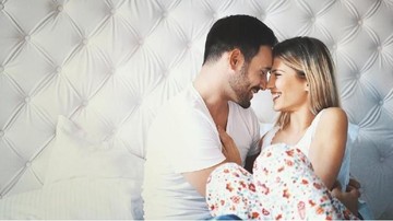 APAKAH MENELAN SPERMA BISA PICU KEHAMILAN?