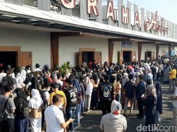 Peminat Vaksinasi Usia 12-17 Tahun di Tasikmalaya Membludak