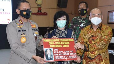img-title Profil Akidi Tio, Pengusaha Tajir Sumbang Rp2 T untuk Tangani Covid-19