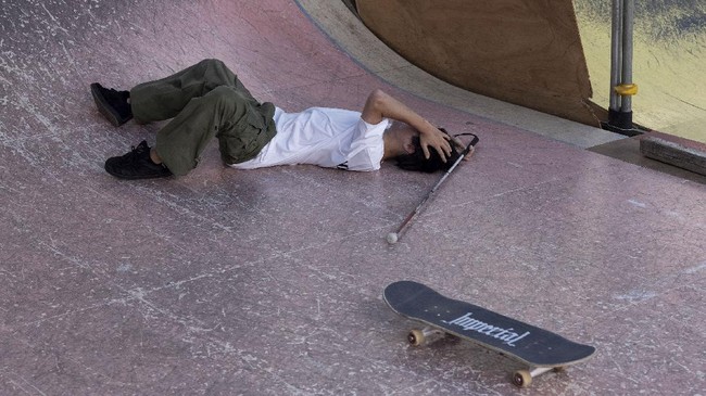 FOTO:  Mimpi Besar Ouchi Bawa Skateboard ke Paralimpiade