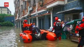 VIDEO: Ratusan Ribu Warga China Dievakuasi Imbas Topan In-Fa
