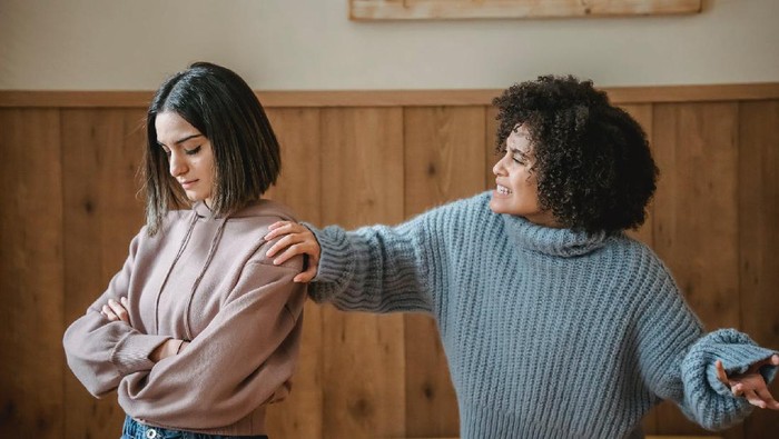 Kenali Ciri-ciri Paling Jelas Teman yang Cuma Mau Manfaatin Kamu