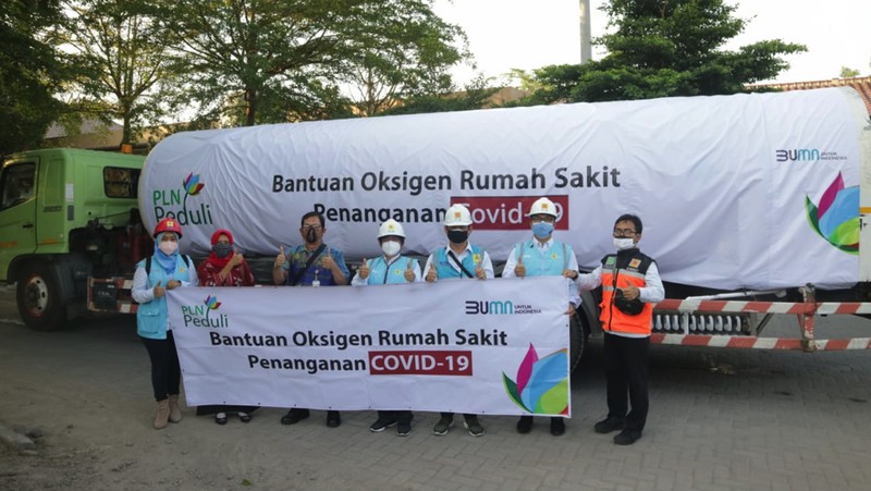 PT Perusahaan Listrik Negara (Persero) melalui program TJSL memberikan bantuan oksigen sejumlah 12 ton ke 5 RS di JaTeng dan DIY