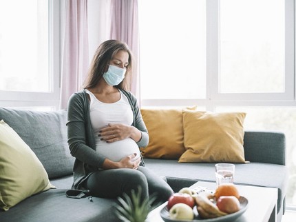 Gejala COVID-19 pada Ibu Hamil dan Tata Laksana Penyembuhannya