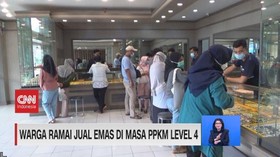 VIDEO: Warga Ramai Jual Emas di Masa PPKM Level 4