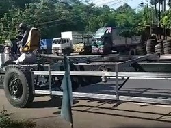 Driver Boleh Kendarai Sasis Bus yang Telanjang, Ada Aturannya?