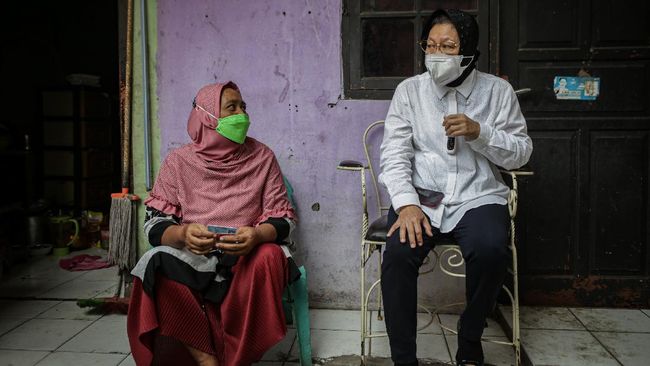 Risma Pangkas 53 Juta Jiwa Penerima Bansos karena Data Ganda - Vimarsana News