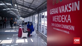 Polisi Ungkap Alasan Tempel Stiker Rumah Belum Vaksin di DKI