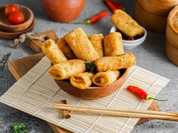 5 Risol Premium Enak, Isi Ayam Geprek hingga Cakalang Fufu!